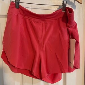 Lululemon find your pace shorts!